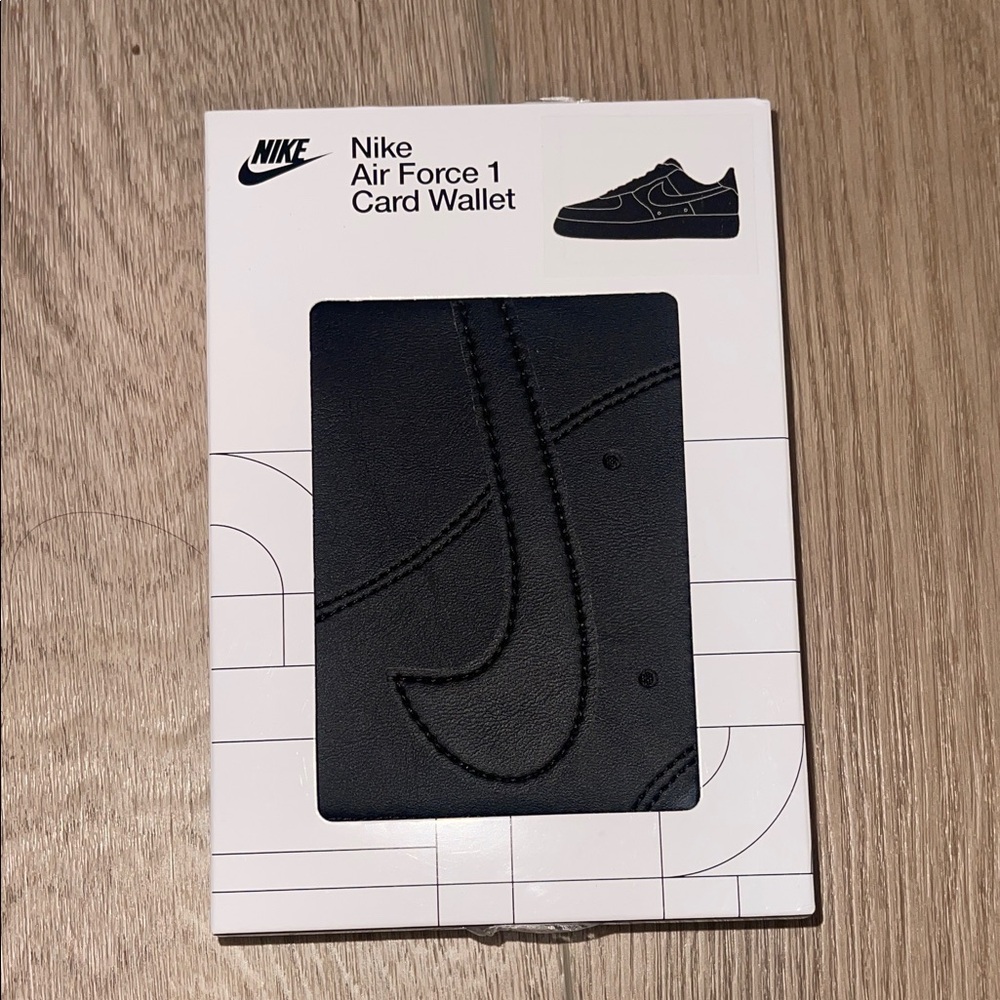 Nike Air Force 1 Slim Card Wallet – Sneaker-Inspired Compact Design with Logo
